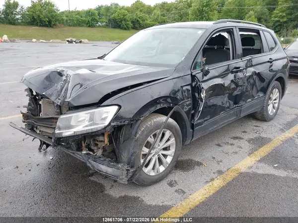 3VV0B7AX4JM153656 2018 VOLKSWAGEN TIGUAN - Image 2