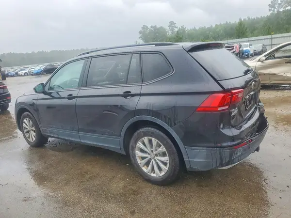 3VV0B7AX4JM154502 2018 VOLKSWAGEN TIGUAN - Image 2