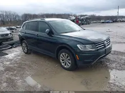 3VV0B7AX4JM198032 2018 VOLKSWAGEN TIGUAN