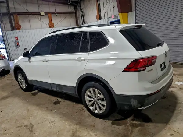 3VV0B7AX4KM190823 2019 VOLKSWAGEN TIGUAN - Image 2