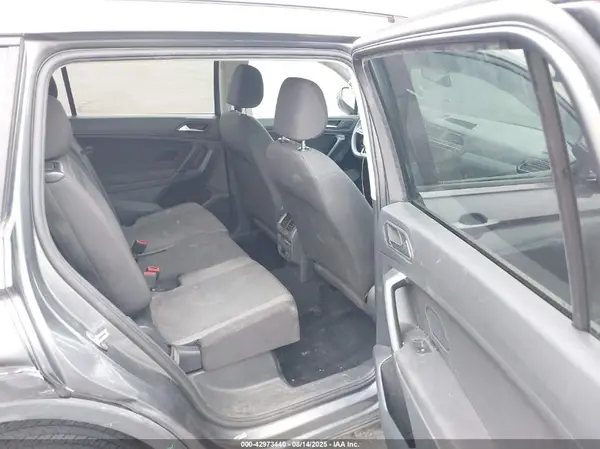 3VV0B7AX4KM198419 2019 VOLKSWAGEN TIGUAN - Image 8
