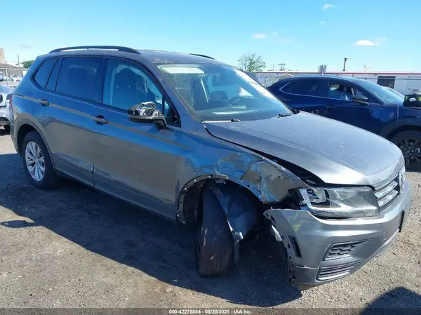 3VV0B7AX4LM133653 2020 VOLKSWAGEN TIGUAN - Image 1