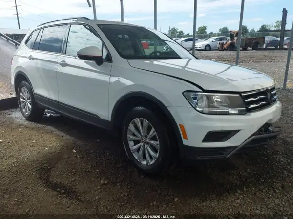 3VV0B7AX4LM147309 2020 VOLKSWAGEN TIGUAN - Image 1