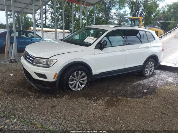 3VV0B7AX4LM147309 2020 VOLKSWAGEN TIGUAN - Image 2