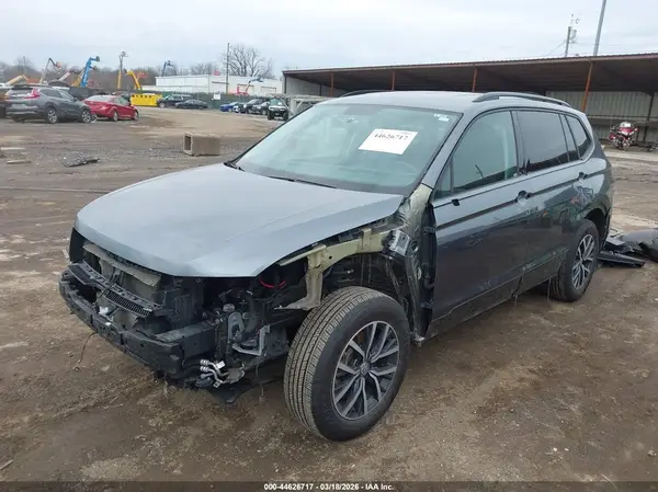 3VV0B7AX4MM037586 2021 VOLKSWAGEN TIGUAN - Image 2
