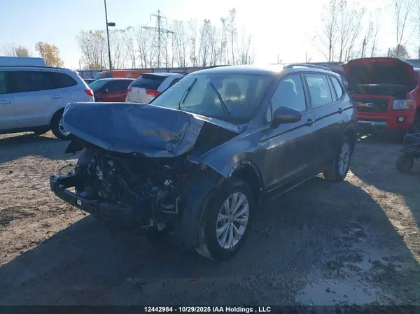 3VV0B7AX4MM133105 2021 VOLKSWAGEN TIGUAN - Image 2