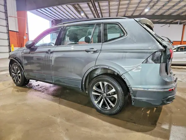3VV0B7AX4NM036973 2022 VOLKSWAGEN TIGUAN - Image 2