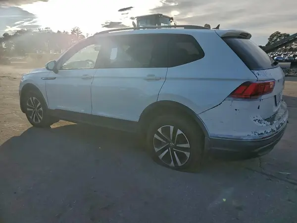 3VV0B7AX4NM070914 2022 VOLKSWAGEN TIGUAN - Image 2