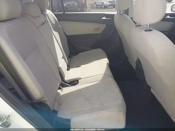 3VV0B7AX5JM018878 2018 VOLKSWAGEN TIGUAN - Image 8