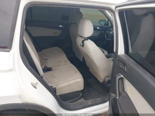 3VV0B7AX5JM021439 2018 VOLKSWAGEN TIGUAN - Image 8