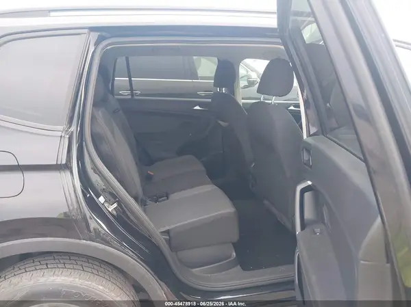 3VV0B7AX5JM028326 2018 VOLKSWAGEN TIGUAN - Image 8