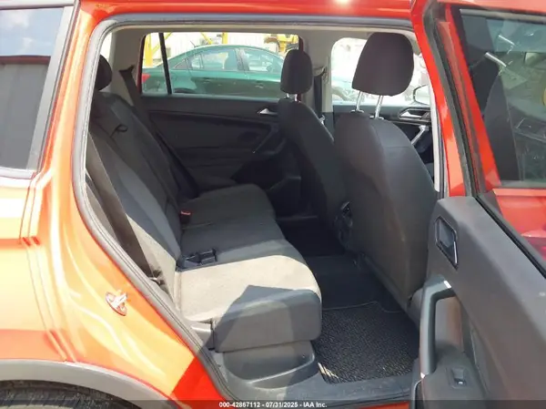 3VV0B7AX5JM071306 2018 VOLKSWAGEN TIGUAN - Image 8