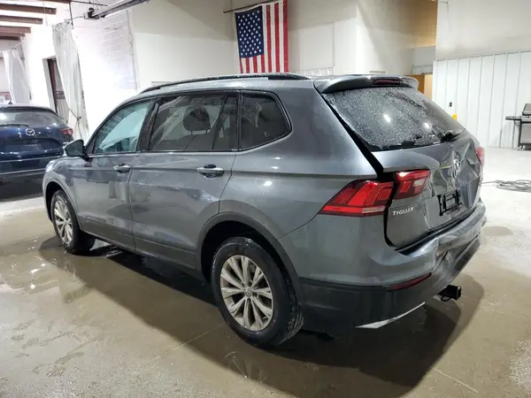 3VV0B7AX5JM074707 2018 VOLKSWAGEN TIGUAN - Image 2