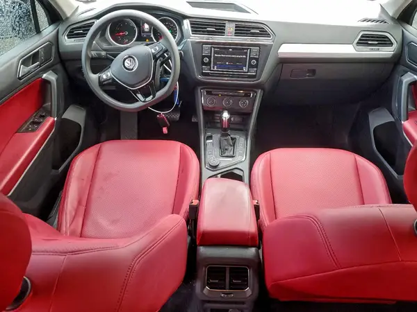 3VV0B7AX5JM084184 2018 VOLKSWAGEN TIGUAN - Image 8