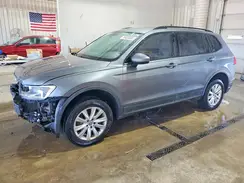 3VV0B7AX5JM104613 2018 VOLKSWAGEN TIGUAN