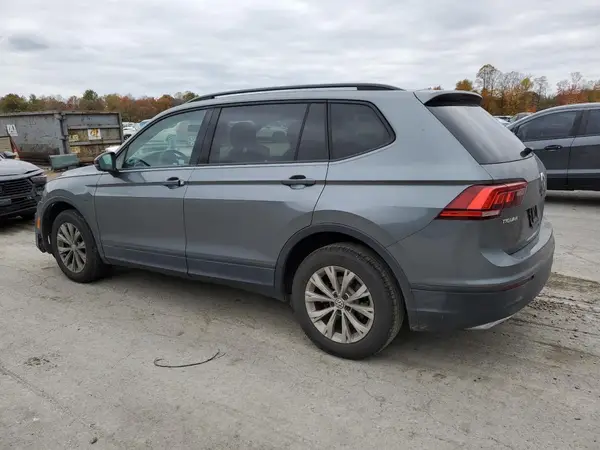 3VV0B7AX5JM106541 2018 VOLKSWAGEN TIGUAN - Image 2
