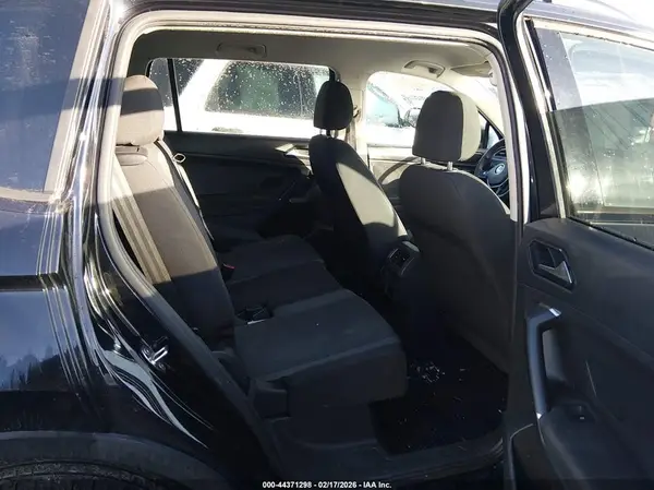 3VV0B7AX5JM106944 2018 VOLKSWAGEN TIGUAN - Image 8