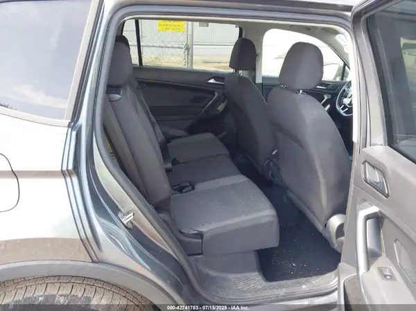 3VV0B7AX5JM108306 2018 VOLKSWAGEN TIGUAN - Image 8