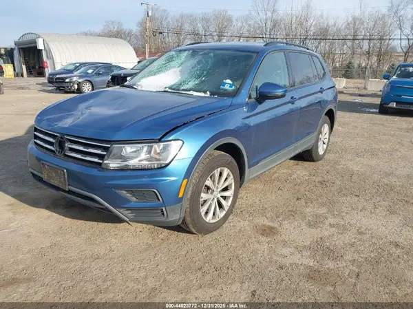 3VV0B7AX5JM108533 2018 VOLKSWAGEN TIGUAN - Image 2