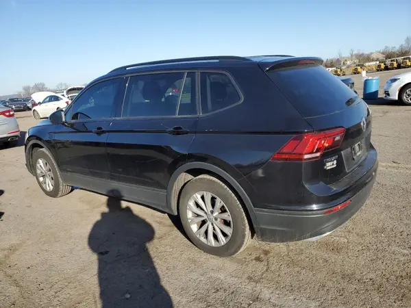 3VV0B7AX5JM109987 2018 VOLKSWAGEN TIGUAN - Image 2