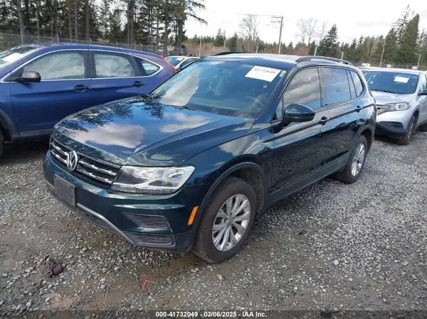3VV0B7AX5JM113098 2018 VOLKSWAGEN TIGUAN - Image 2