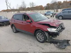 3VV0B7AX5JM125767 2018 VOLKSWAGEN TIGUAN