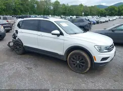 3VV0B7AX5KM007123 2019 VOLKSWAGEN TIGUAN