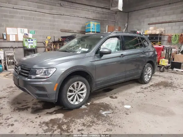 3VV0B7AX5KM047525 2019 VOLKSWAGEN TIGUAN - Image 2