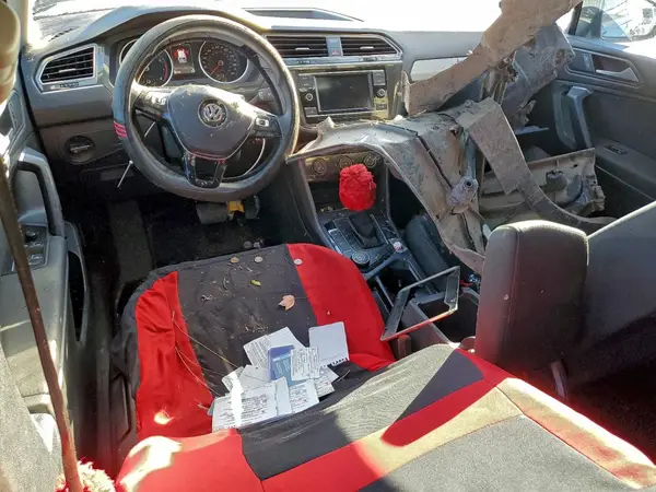 3VV0B7AX5KM063434 2019 VOLKSWAGEN TIGUAN - Image 8