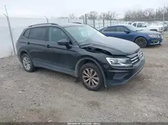 3VV0B7AX5KM065989 2019 VOLKSWAGEN TIGUAN