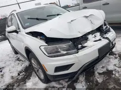 3VV0B7AX5LM068957 2020 VOLKSWAGEN TIGUAN