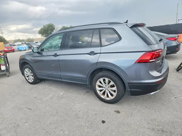 3VV0B7AX5LM148825 2020 VOLKSWAGEN TIGUAN - Image 2