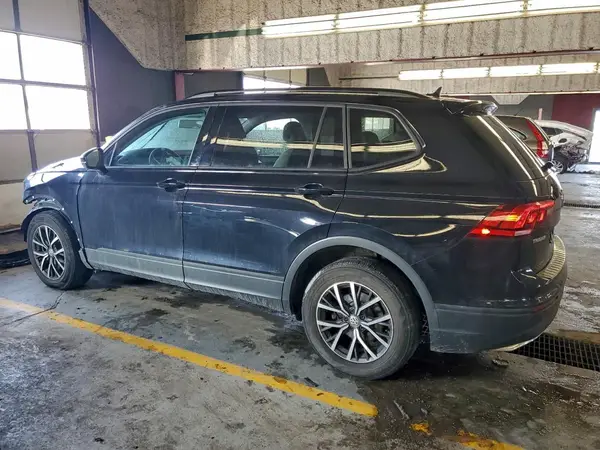3VV0B7AX5MM020439 2021 VOLKSWAGEN TIGUAN - Image 2