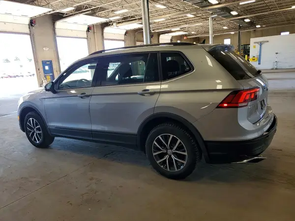 3VV0B7AX5MM035460 2021 VOLKSWAGEN TIGUAN - Image 2