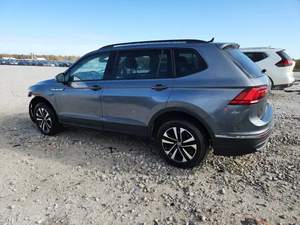3VV0B7AX5NM123765 2022 VOLKSWAGEN TIGUAN - Image 2