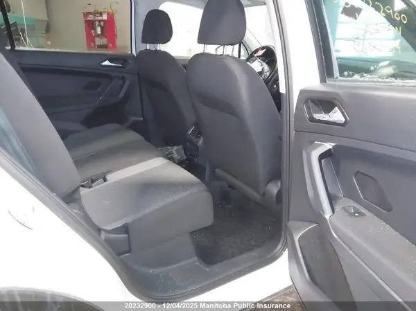 3VV0B7AX6JM017299 2018 VOLKSWAGEN TIGUAN - Image 8