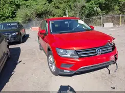 3VV0B7AX6JM018730 2018 VOLKSWAGEN TIGUAN