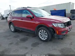 3VV0B7AX6JM021577 2018 VOLKSWAGEN TIGUAN