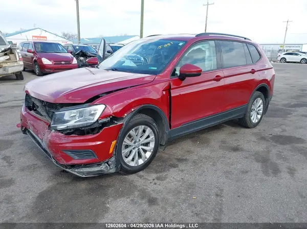 3VV0B7AX6JM021577 2018 VOLKSWAGEN TIGUAN - Image 2