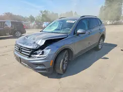 3VV0B7AX6JM052439 2018 VOLKSWAGEN TIGUAN
