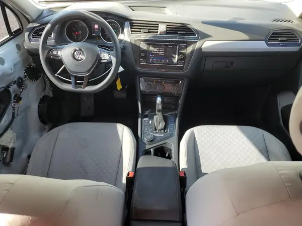 3VV0B7AX6JM055941 2018 VOLKSWAGEN TIGUAN - Image 8