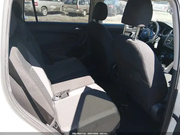 3VV0B7AX6JM078538 2018 VOLKSWAGEN TIGUAN - Image 8
