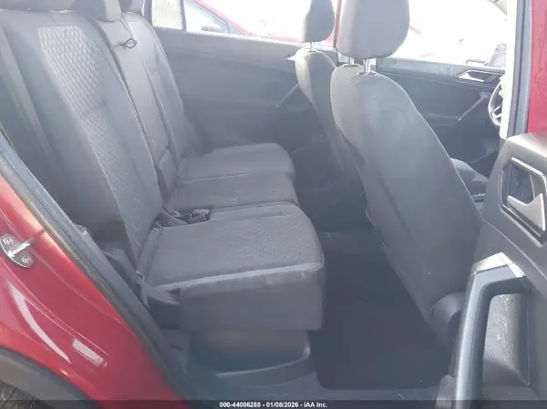 3VV0B7AX6JM094559 2018 VOLKSWAGEN TIGUAN - Image 8