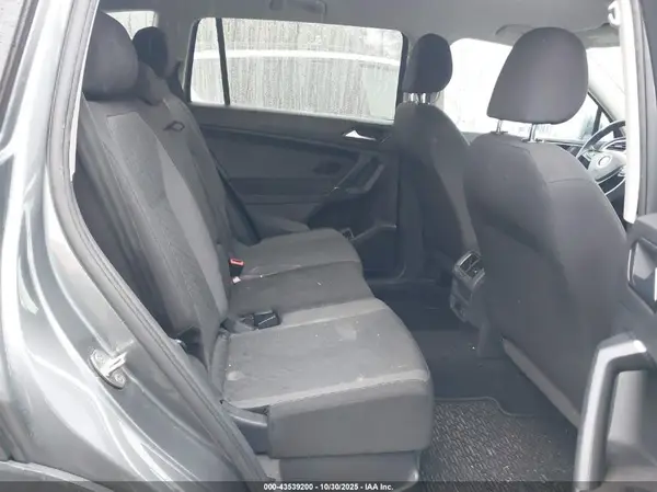 3VV0B7AX6JM120836 2018 VOLKSWAGEN TIGUAN - Image 8