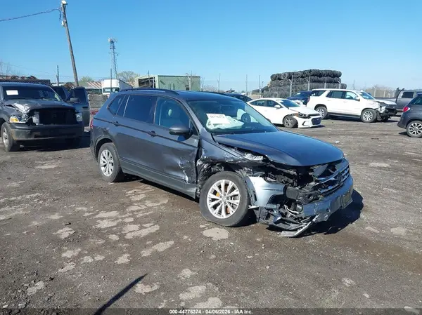 3VV0B7AX6KM011438 2019 VOLKSWAGEN TIGUAN - Image 1