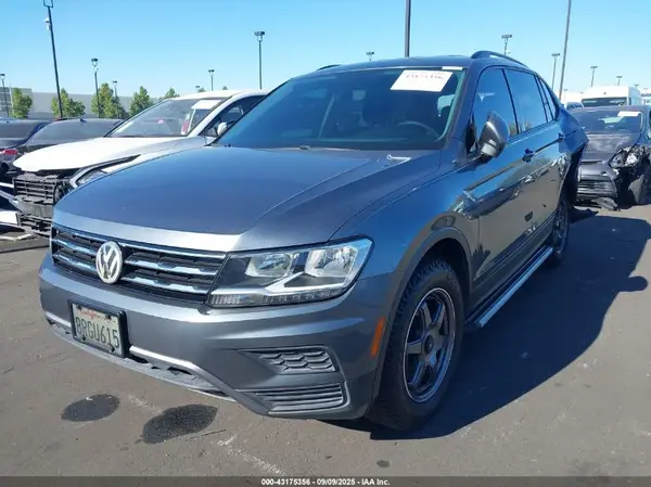 3VV0B7AX6KM011651 2019 VOLKSWAGEN TIGUAN - Image 2