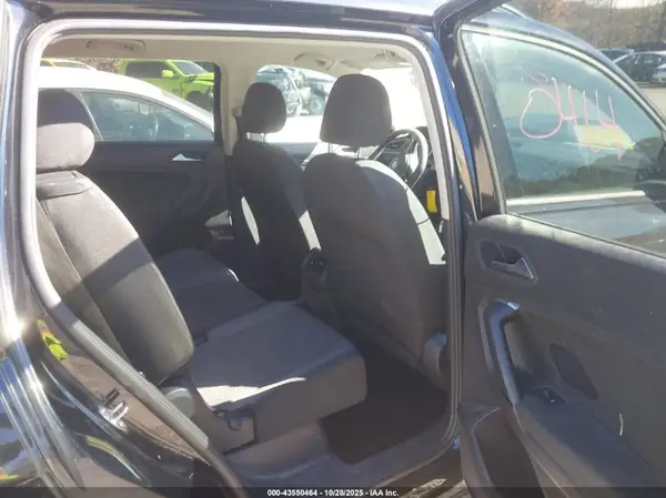 3VV0B7AX6KM026893 2019 VOLKSWAGEN TIGUAN - Image 8