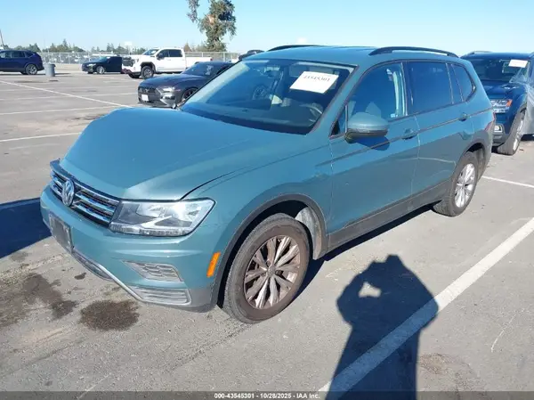 3VV0B7AX6KM088679 2019 VOLKSWAGEN TIGUAN - Image 2