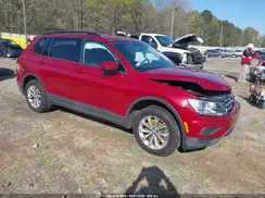 3VV0B7AX6KM095423 2019 VOLKSWAGEN TIGUAN