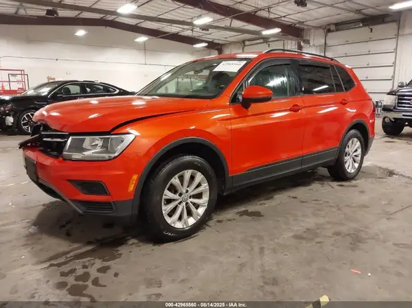 3VV0B7AX6KM112995 2019 VOLKSWAGEN TIGUAN - Image 2